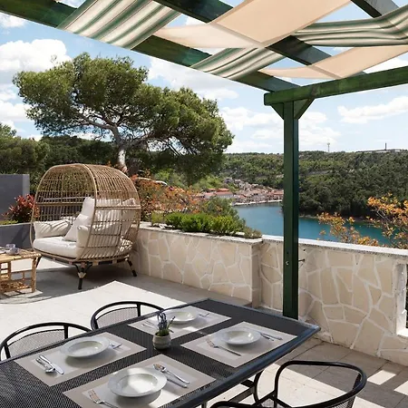 House Novigrad (Dalmatia)