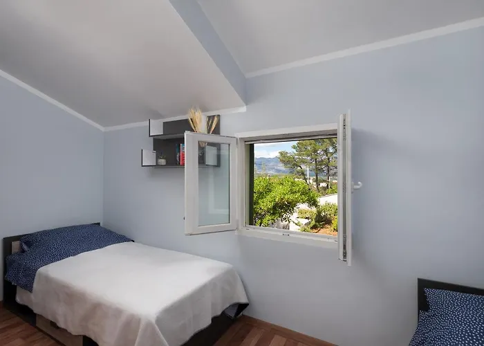 House Vila Novigrad (Dalmatia)