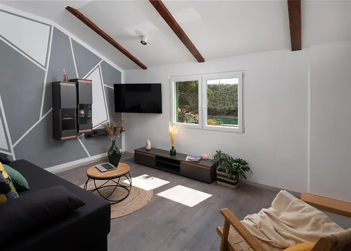 House Novigrad (Dalmatia)